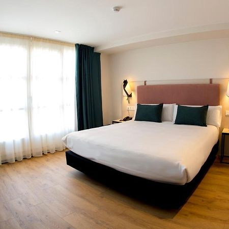 Hotel Plaza De La Paz Haro Εξωτερικό φωτογραφία
